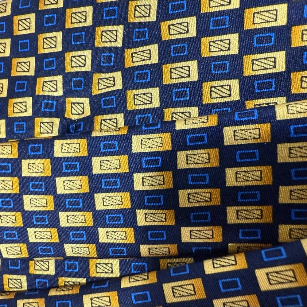 NWOT Umberto Bossi Men's‎ 100% Silk Tie Blue And Gold 3 5/8